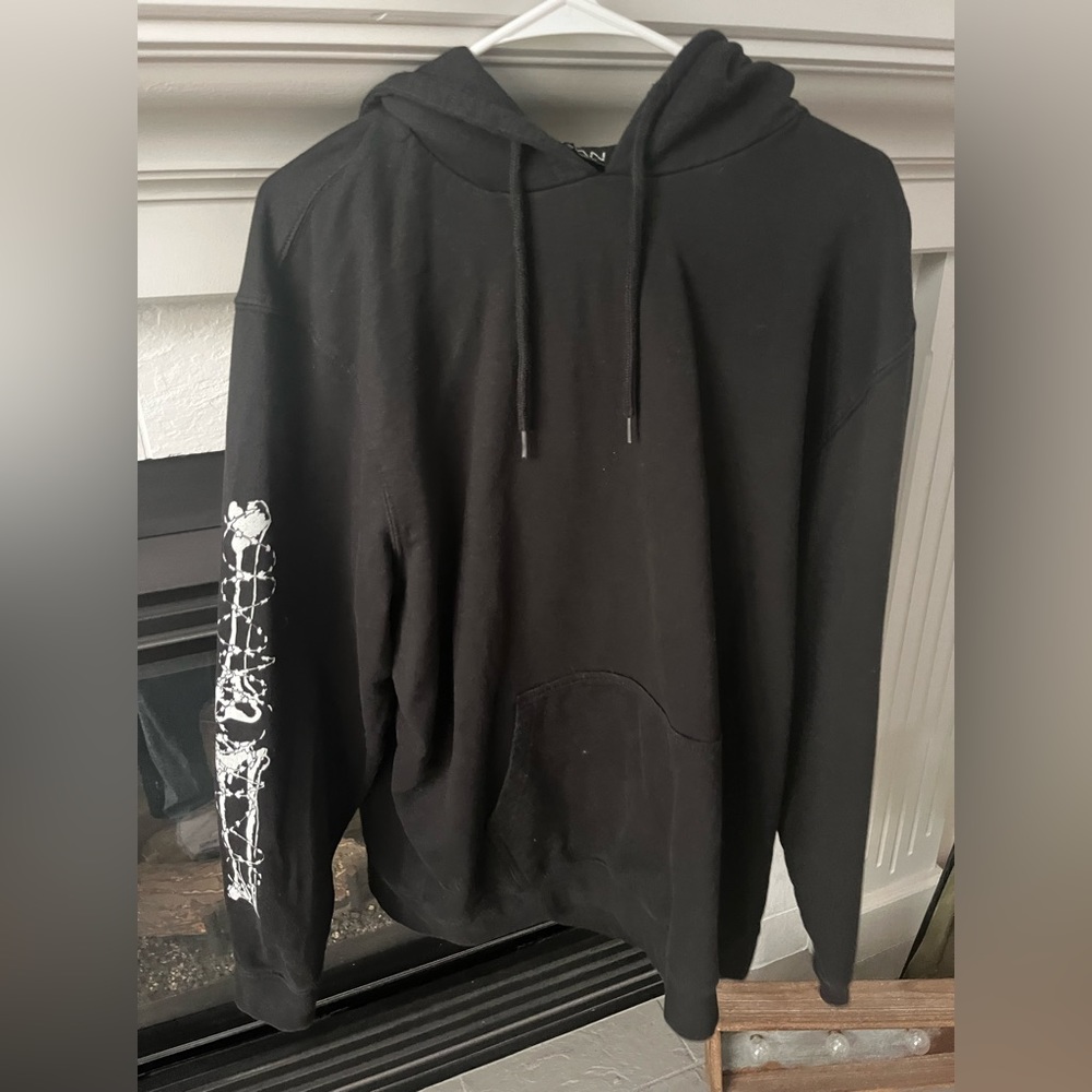 Men’s XL Hoodies (Nike Airmax & SKTR)